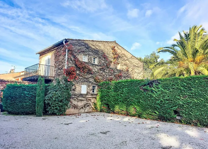 Les Carles By Interhome