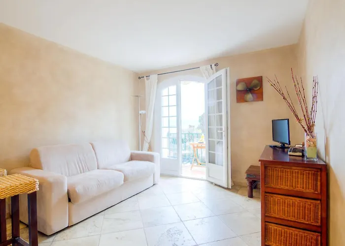 Les Carles By Interhome