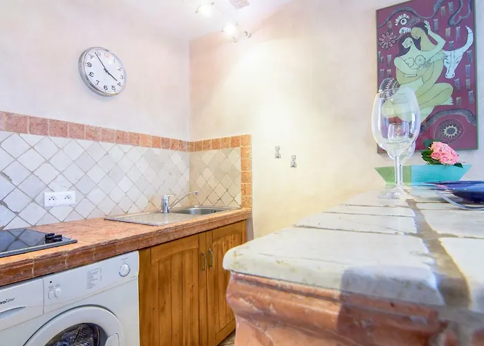 Les Carles By Interhome * Saint-Tropez