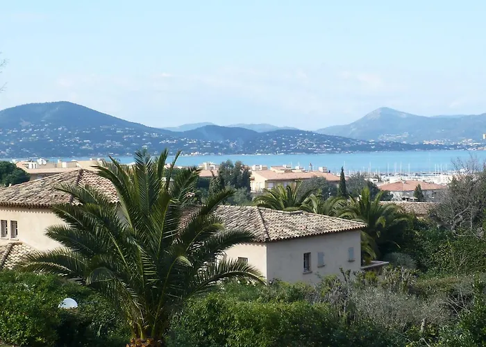 Les Carles By Interhome Saint-Tropez